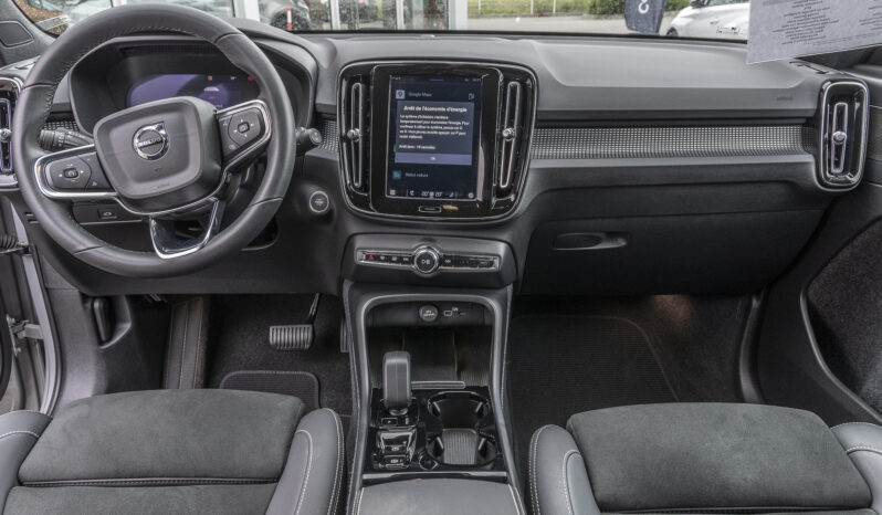VOLVO XC40 B3 163CH PLUS DCT 7 complet