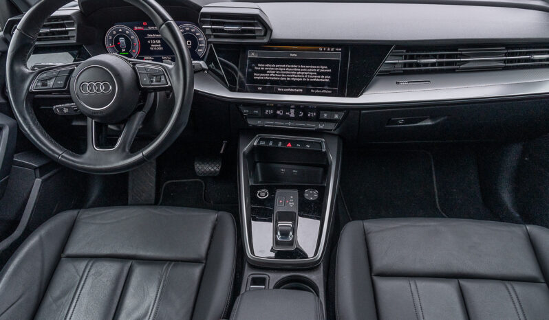 AUDI A3 SPORTBACK 35 TFSI 150CH MILD HYBRID DESIGN LUXE S TRONIC 7 complet