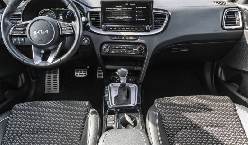 KIA XCEED 1.6 GDI 105CH + PLUG-IN 60.5CH BLACK & WHITE EDITION DCT6 MY22 complet