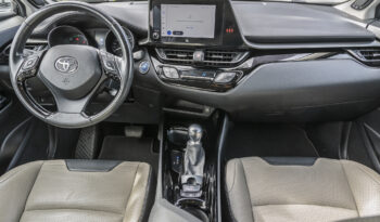 TOYOTA C-HR 2.0 HYBRIDE 184CH COLLECTION E-CVT complet